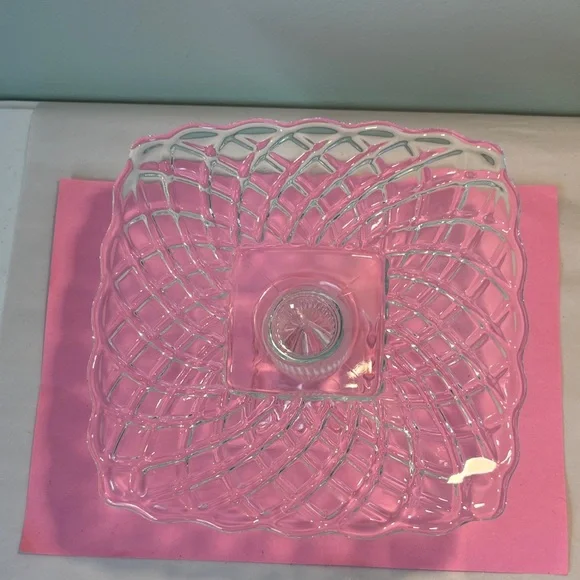 Vintage LE Smith Trellis Clear Glass Square Pedestal Cake Stand - Picture 7 of 15